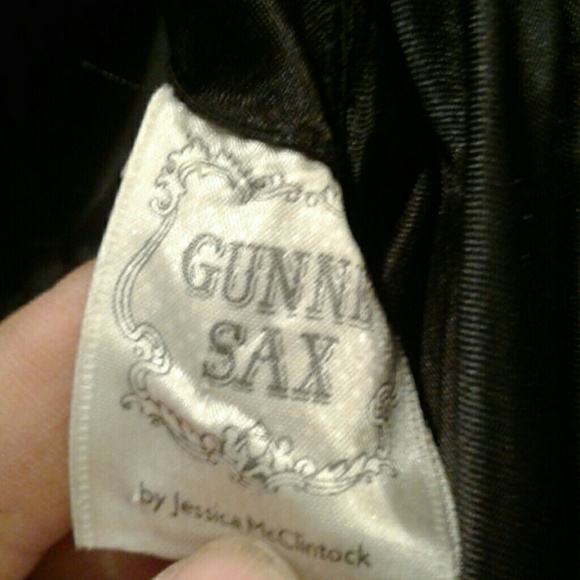 Gunnie Sax Evening Gown - Picture 3 of 3